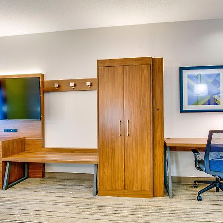 Holiday Inn Express Vincennes Ngoại thất bức ảnh