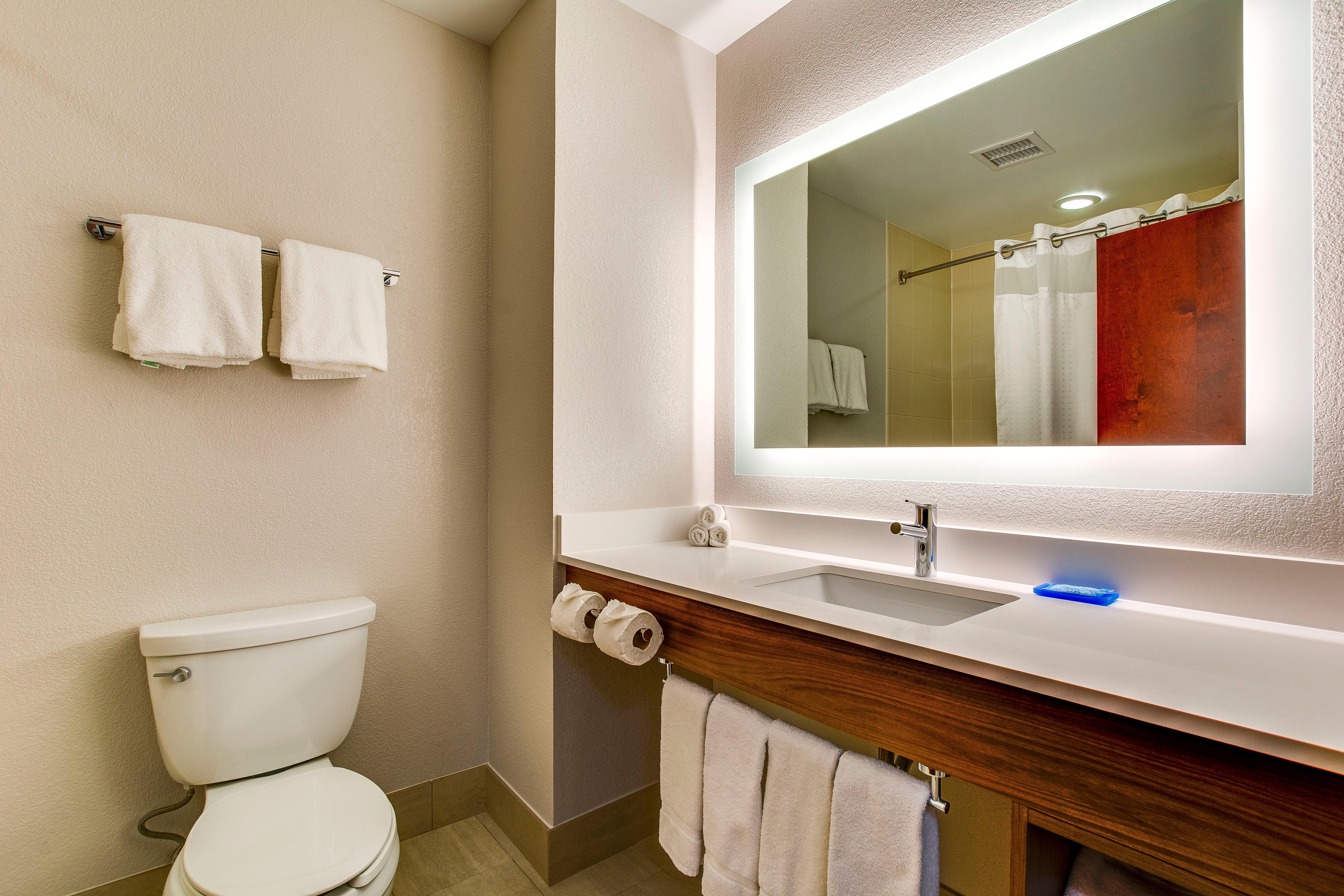 Holiday Inn Express Vincennes Ngoại thất bức ảnh