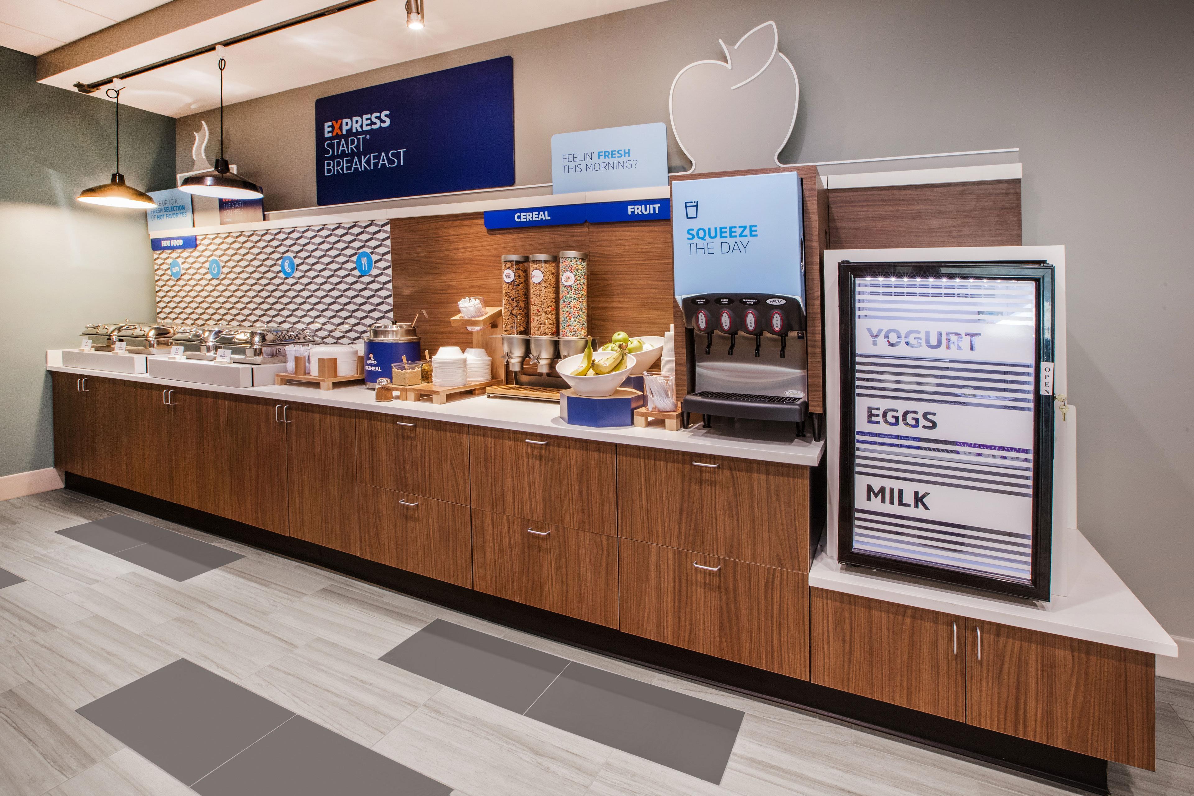 Holiday Inn Express Vincennes Ngoại thất bức ảnh