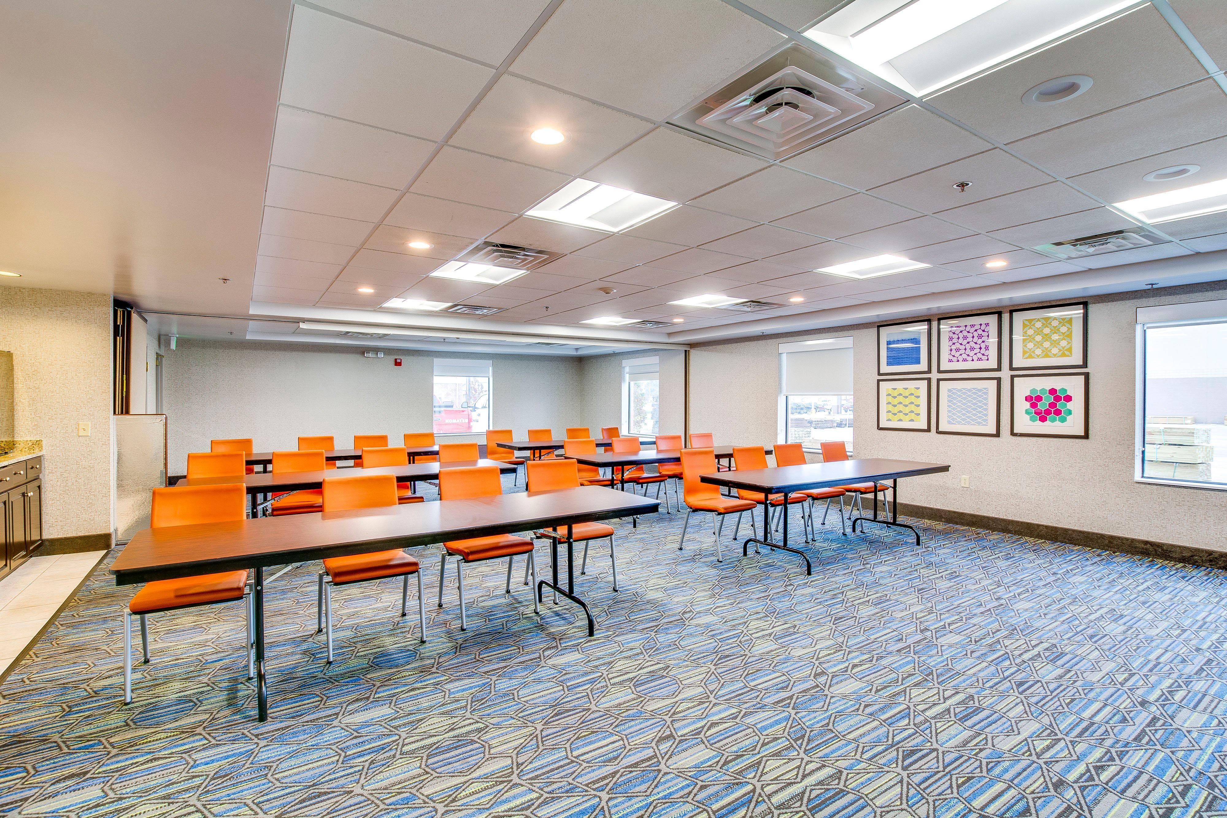 Holiday Inn Express Vincennes Ngoại thất bức ảnh
