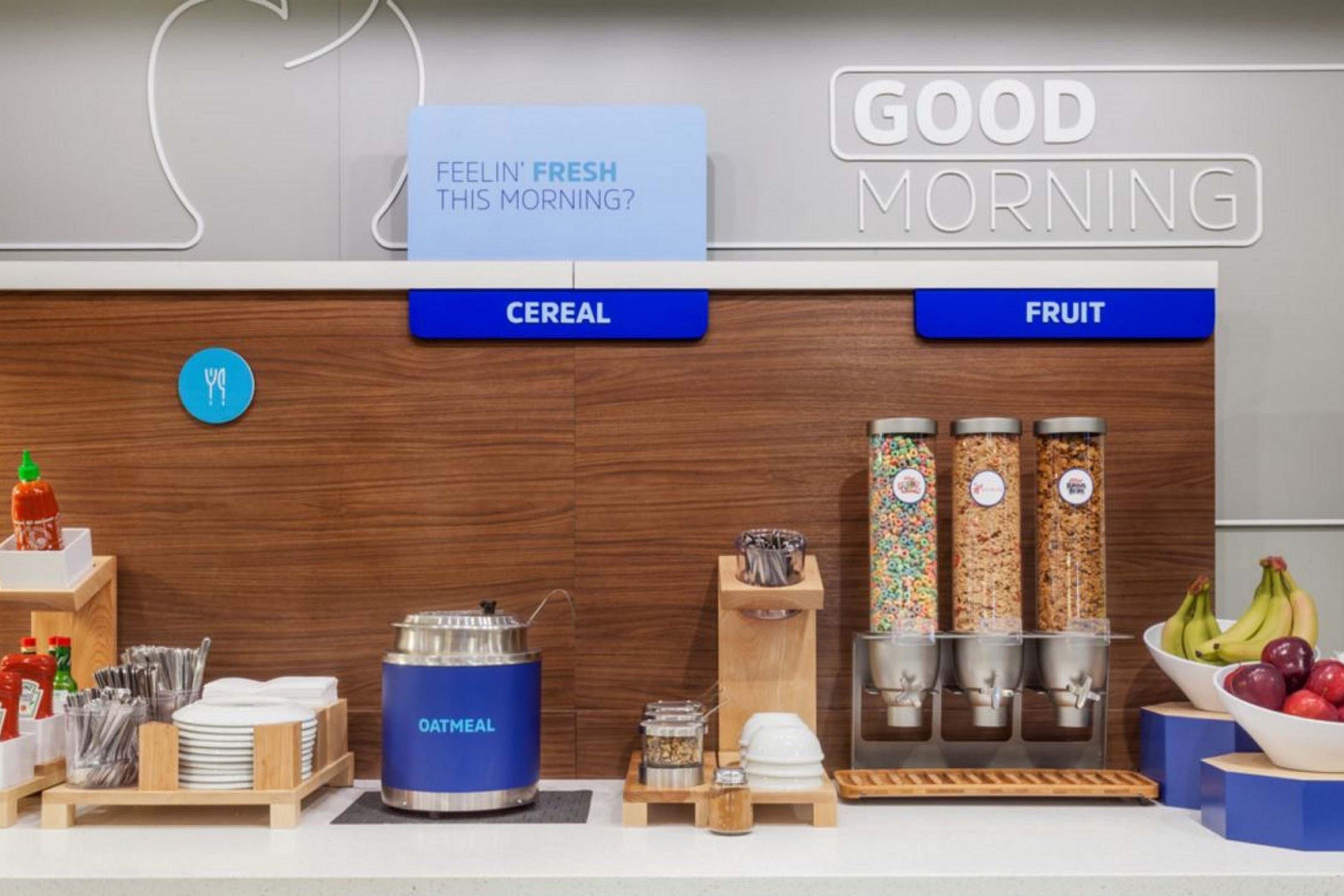 Holiday Inn Express Vincennes Ngoại thất bức ảnh