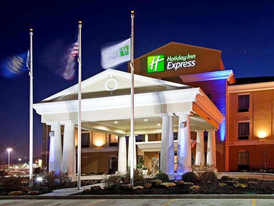 Holiday Inn Express Vincennes Ngoại thất bức ảnh