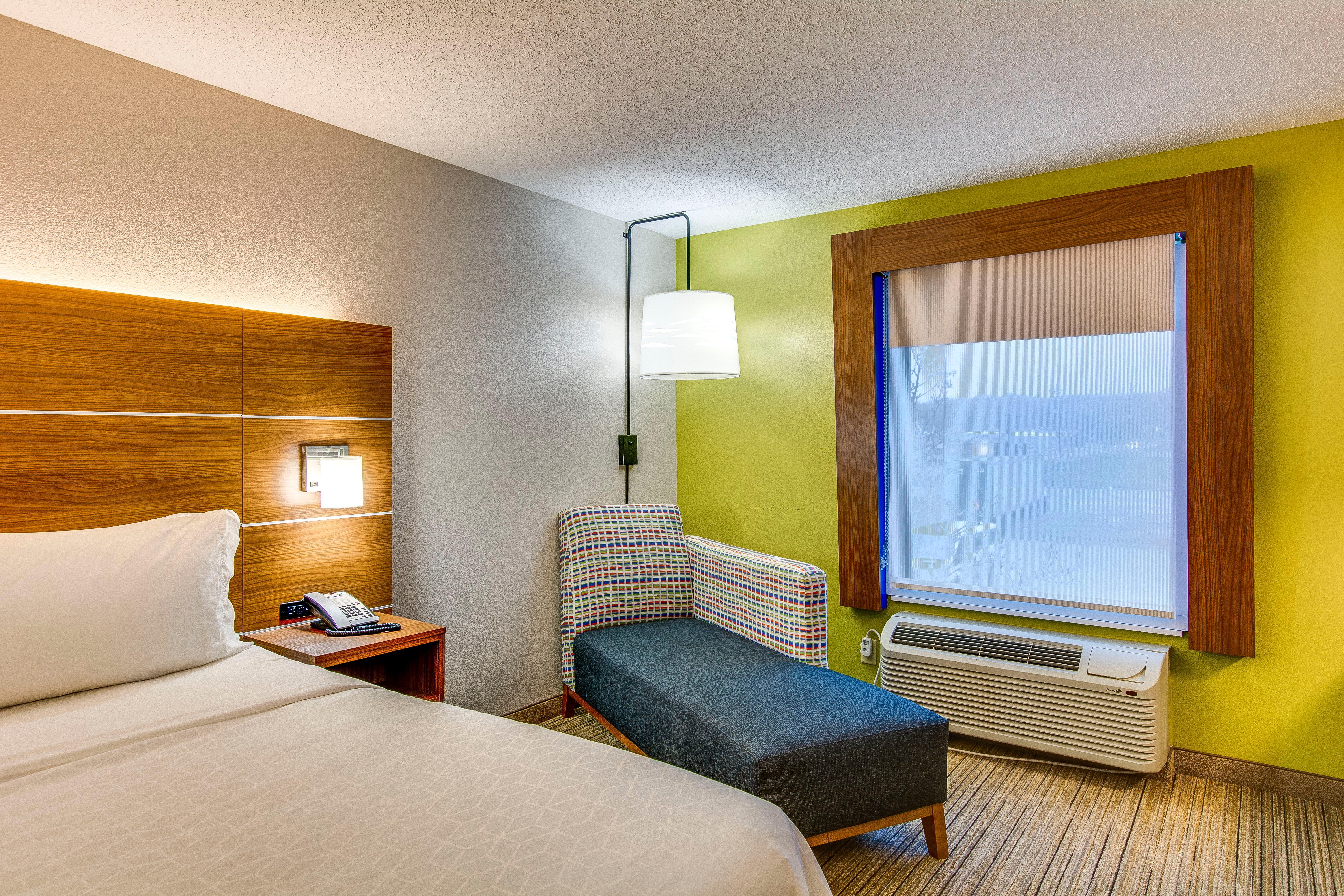 Holiday Inn Express Vincennes Ngoại thất bức ảnh